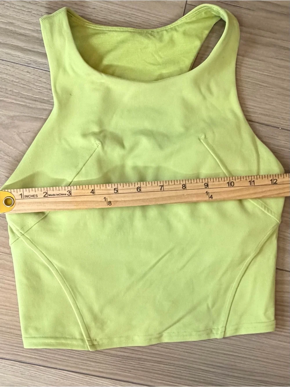 Lululemon Invigorate Train Tank Everlux Sz 2 W/Pads Wasabi